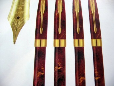 Pen 004.jpg