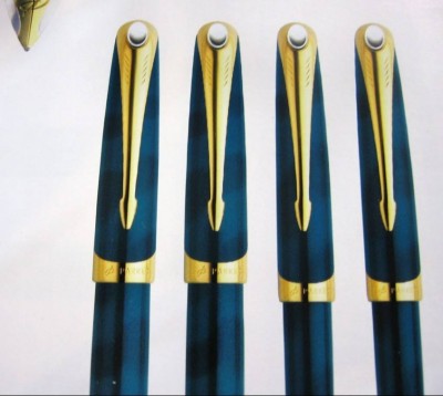 Pen 005.jpg