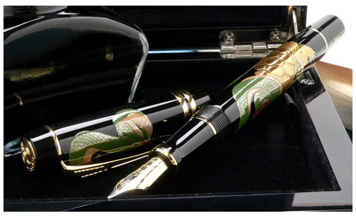   Parker Duofold Genbu Maki-e    