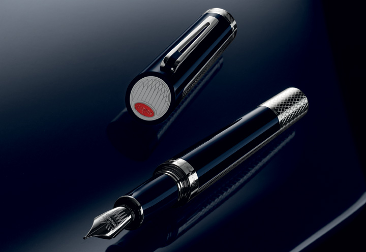 Montegrappa Bugatti Pur Sang Duotone pen