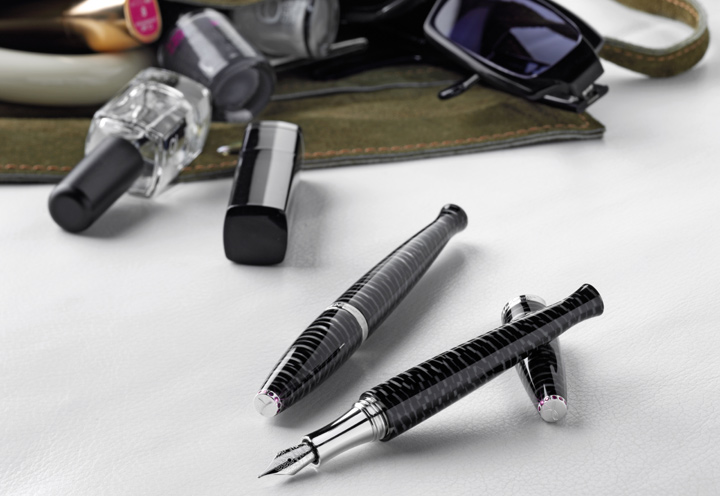   Montegrappa Beauty Book